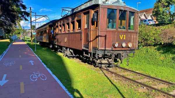 Bondinho Turístico · Estrada de Ferro em Campos do Jordão