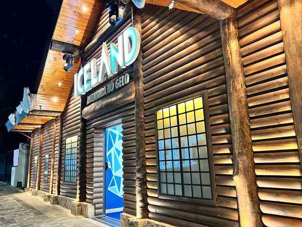 Iceland · Bar de Gelo em Campos do Jordão